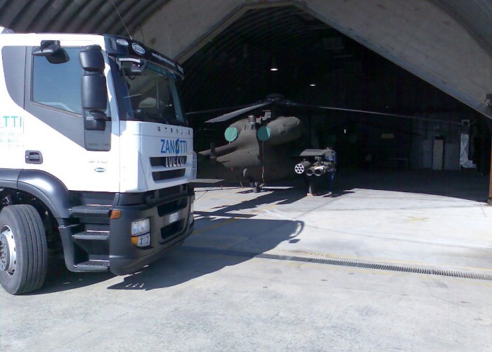 zanotti-trasporto-hangar